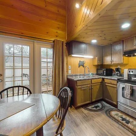 Misty Mountain Cabin Gatlinburg Extérieur photo
